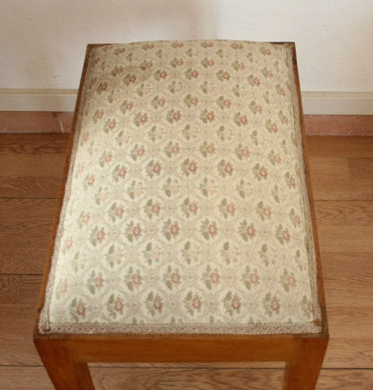 Sgabello-panca vintage novecento in noce massello con imbottitura floreale esemplare raffinato risalente agli anni 50 60